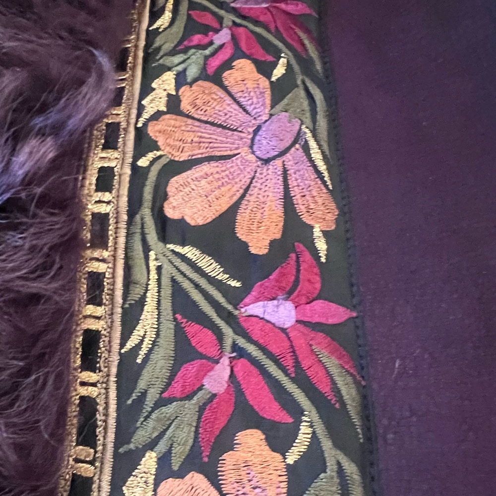 Nigel Preston embroidered shawl coat - Picture 5 of 6